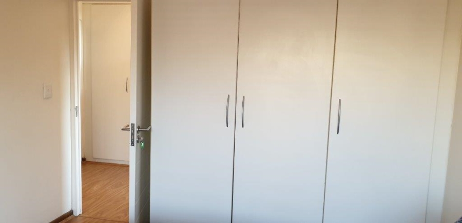 To Let 2 Bedroom Property for Rent in Jackal Creek Golf Estate Gauteng