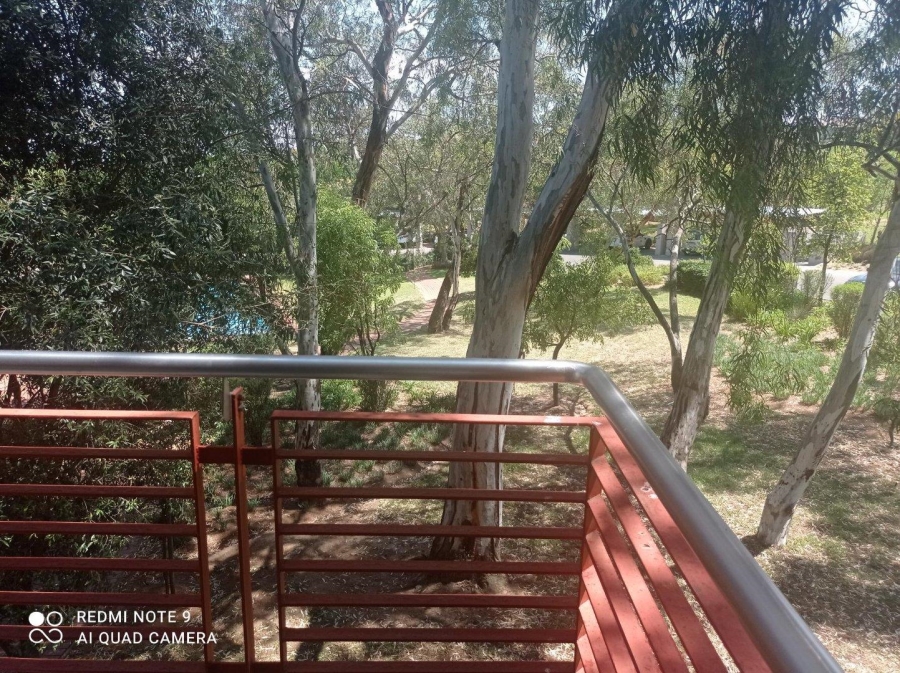 To Let 1 Bedroom Property for Rent in Jackal Creek Golf Estate Gauteng