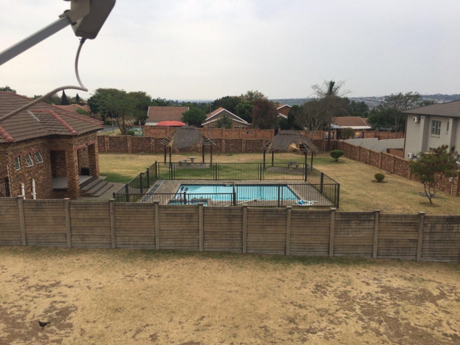 2 Bedroom Property for Sale in Noordwyk Gauteng