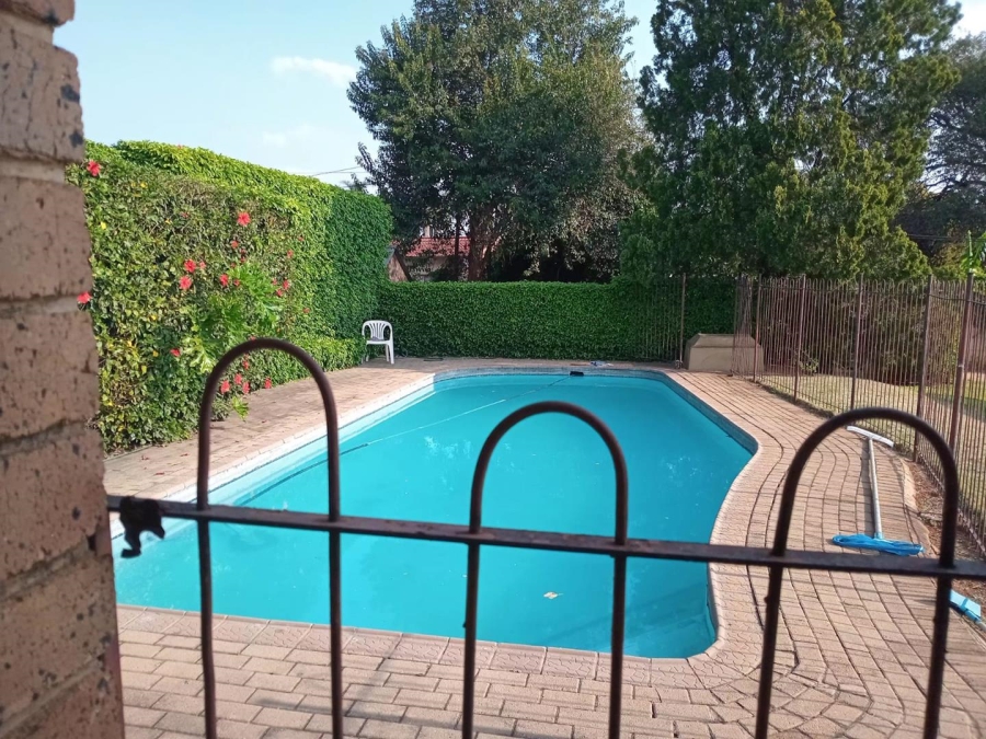 4 Bedroom Property for Sale in Silverton Gauteng