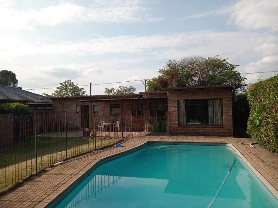 4 Bedroom Property for Sale in Silverton Gauteng
