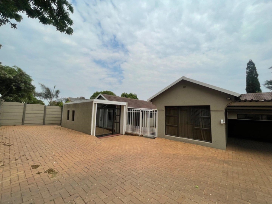 3 Bedroom Property for Sale in Norkem Park Gauteng