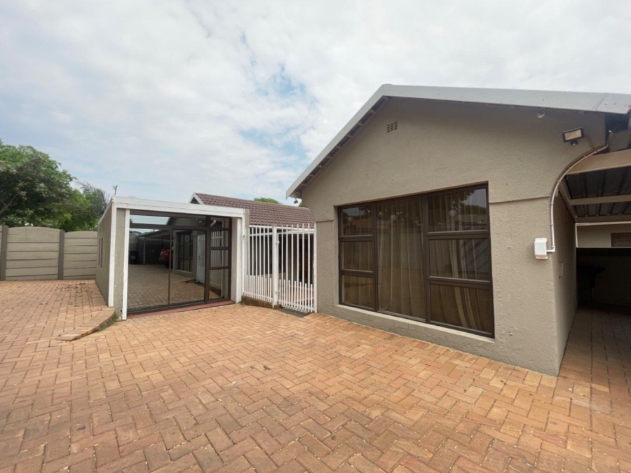 3 Bedroom Property for Sale in Norkem Park Gauteng