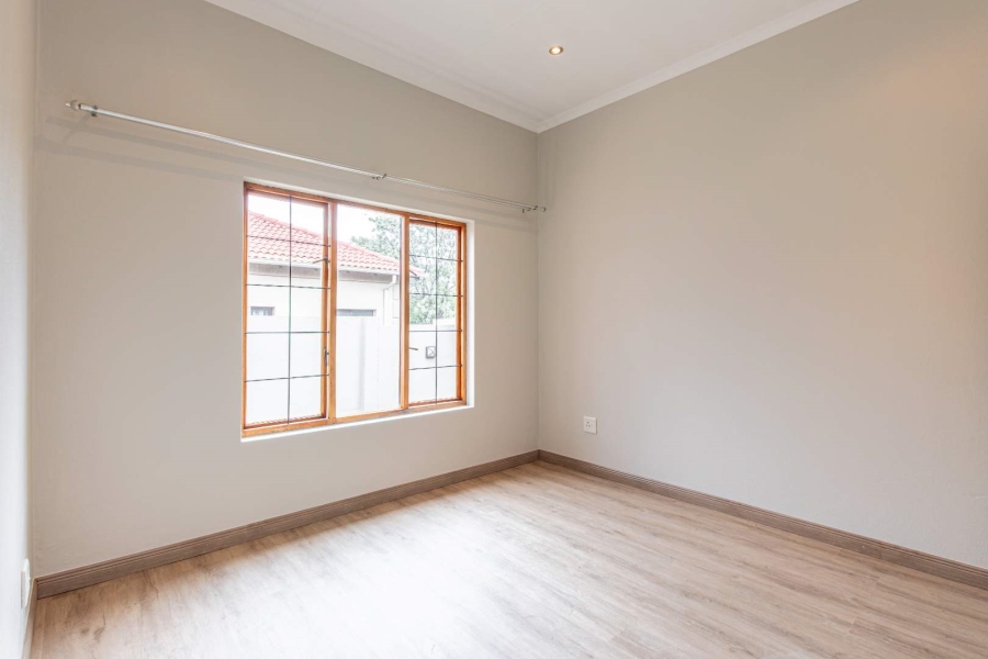 3 Bedroom Property for Sale in Willowbrook Gauteng