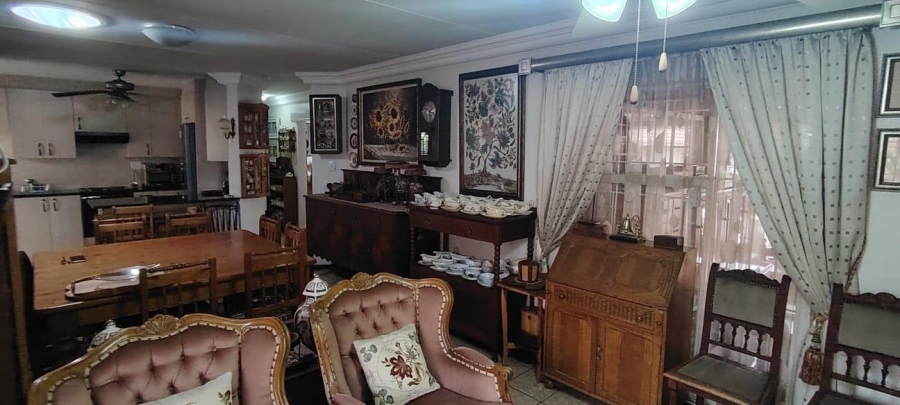 2 Bedroom Property for Sale in New Redruth Gauteng