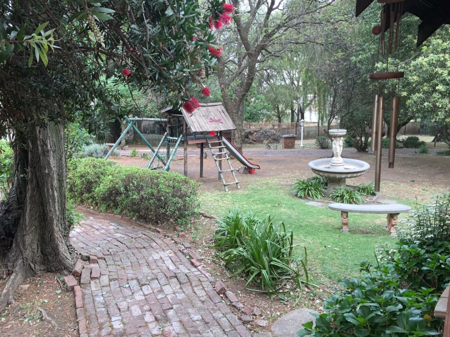 2 Bedroom Property for Sale in Towerby Gauteng