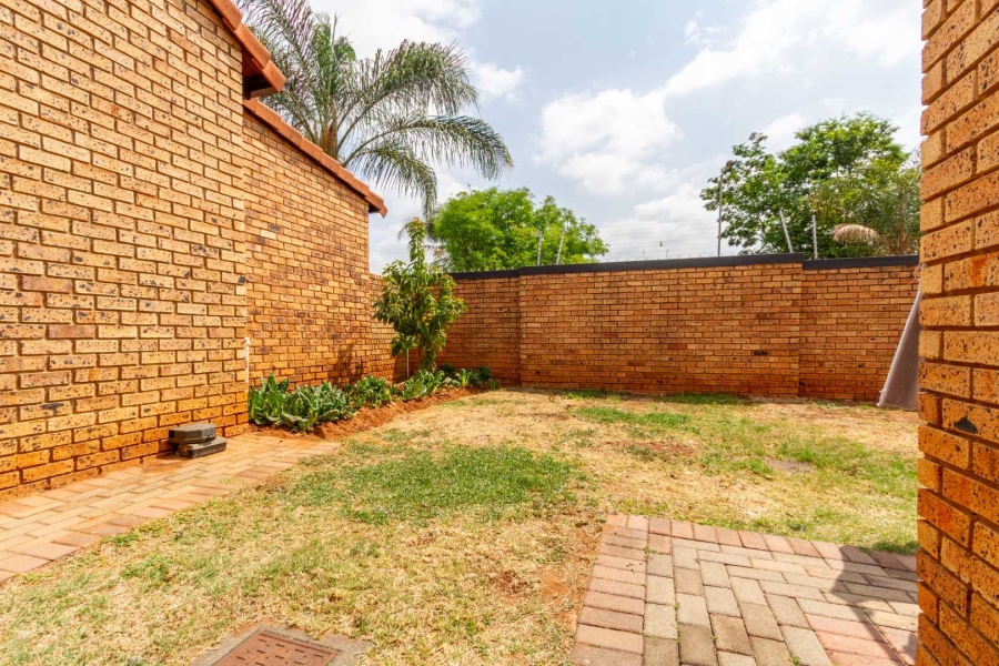3 Bedroom Property for Sale in Equestria Gauteng