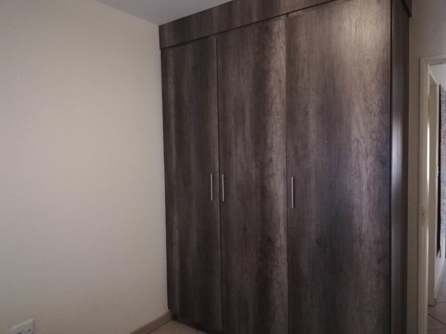2 Bedroom Property for Sale in The Reeds Gauteng