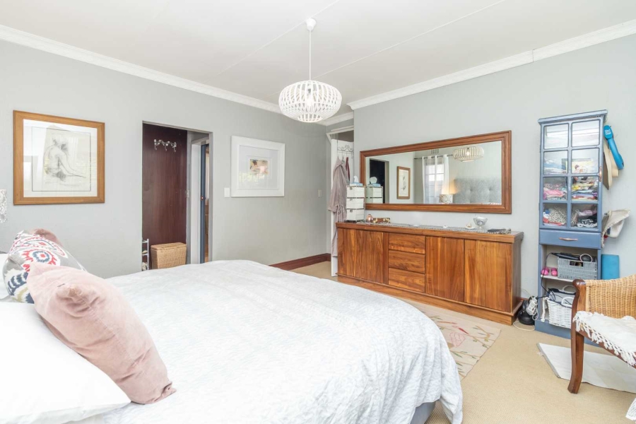 5 Bedroom Property for Sale in Northcliff Gauteng