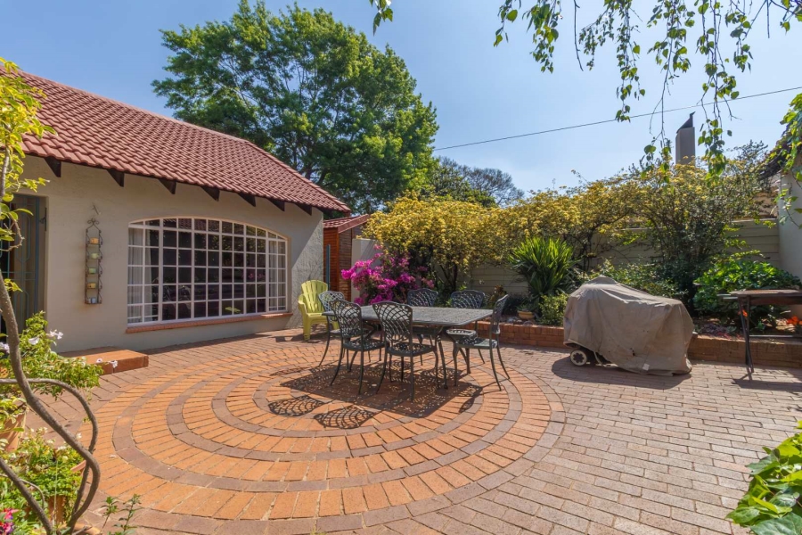 5 Bedroom Property for Sale in Northcliff Gauteng
