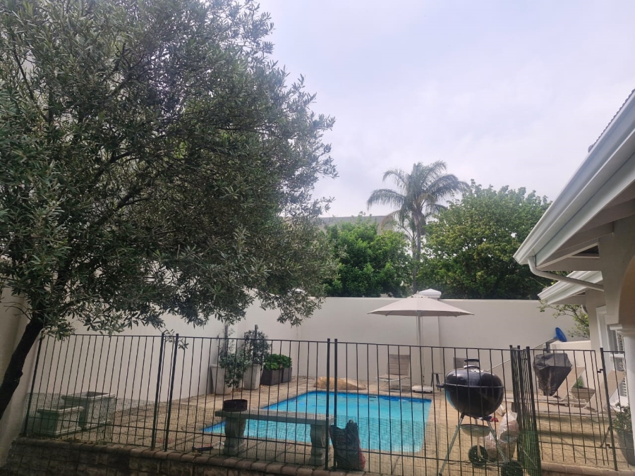 4 Bedroom Property for Sale in Woodmead Gauteng