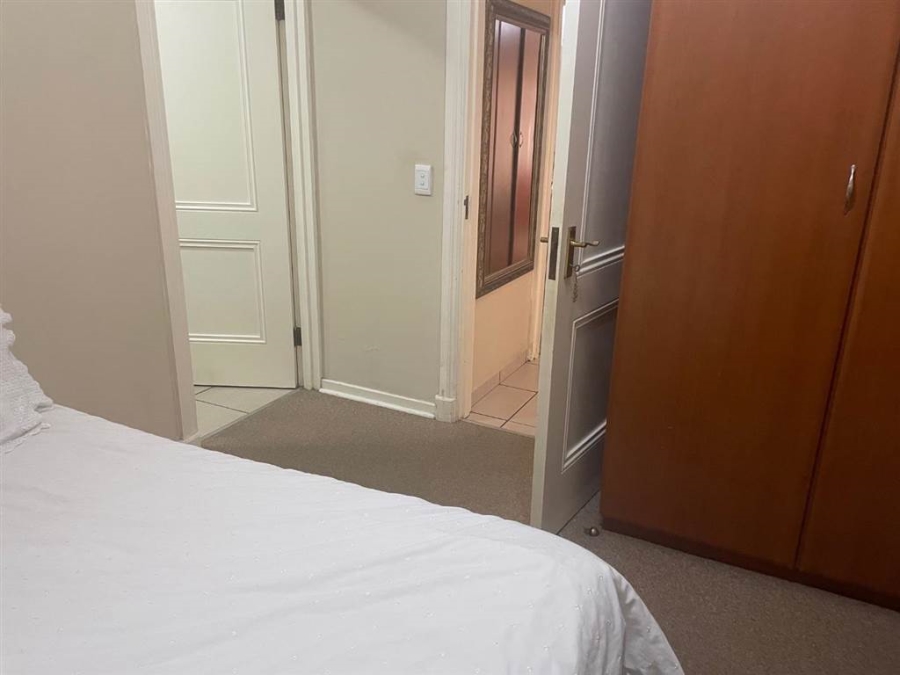To Let 2 Bedroom Property for Rent in Sandown Gauteng