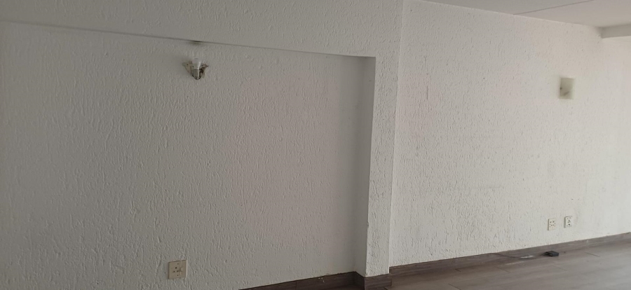 To Let 3 Bedroom Property for Rent in Sandown Gauteng