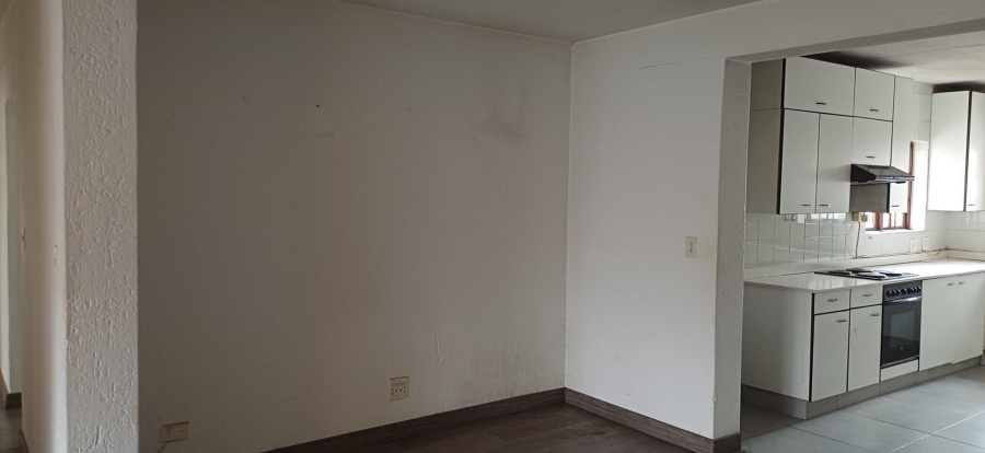 To Let 3 Bedroom Property for Rent in Sandown Gauteng
