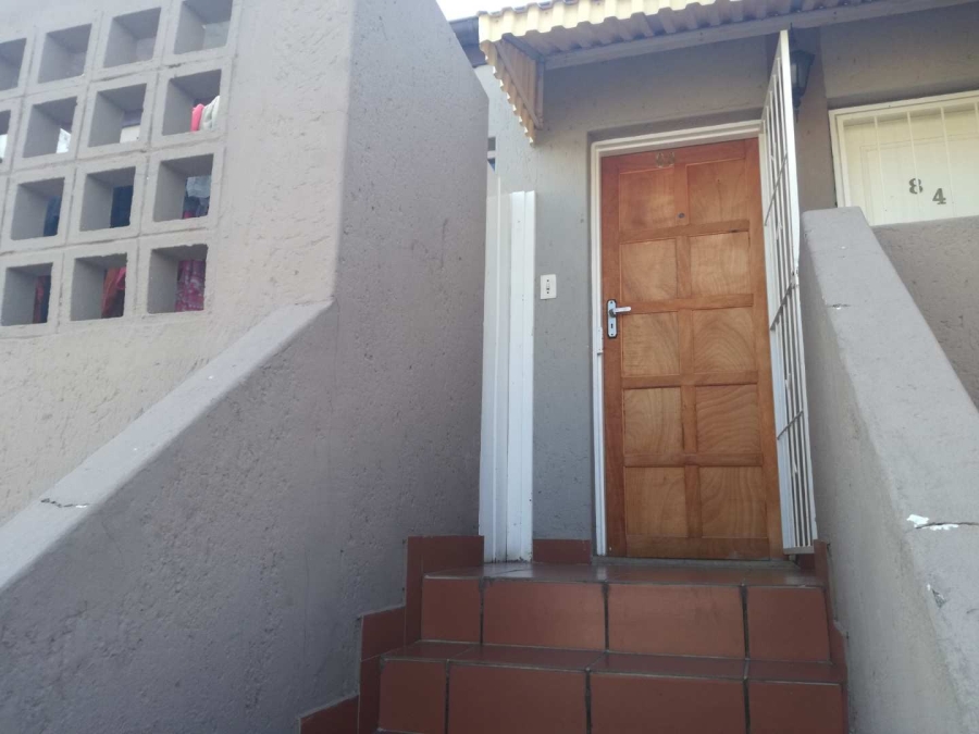 To Let 2 Bedroom Property for Rent in Suideroord Gauteng