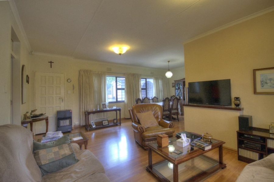 2 Bedroom Property for Sale in Brackendowns Gauteng