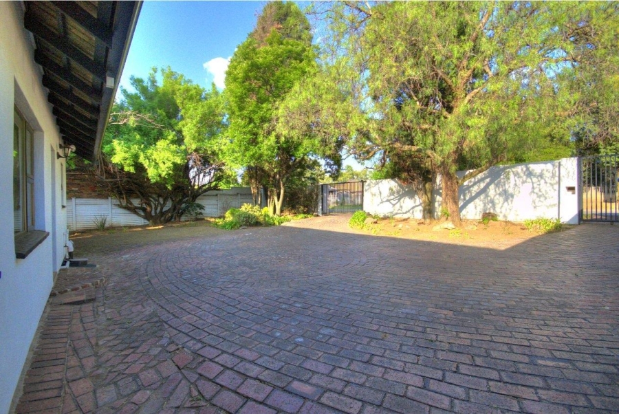 2 Bedroom Property for Sale in Brackendowns Gauteng
