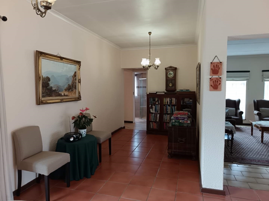 5 Bedroom Property for Sale in Brackendowns Gauteng