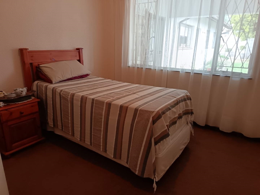 5 Bedroom Property for Sale in Brackendowns Gauteng