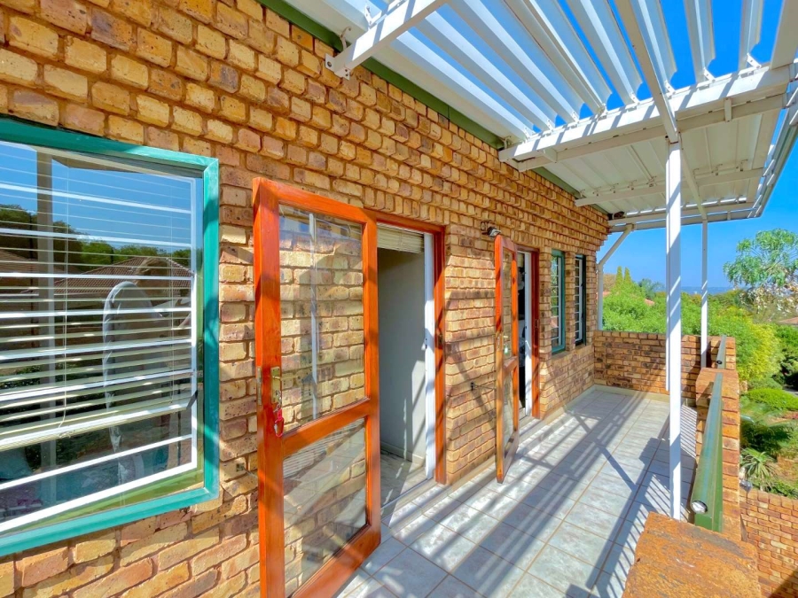 3 Bedroom Property for Sale in Faerie Glen Gauteng