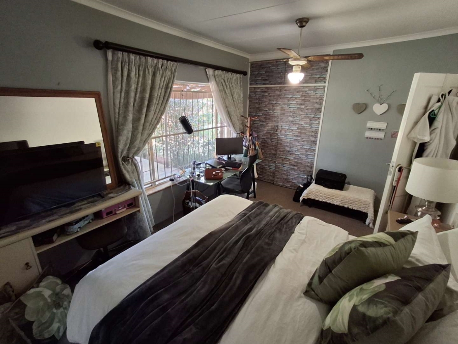3 Bedroom Property for Sale in Valhalla Gauteng
