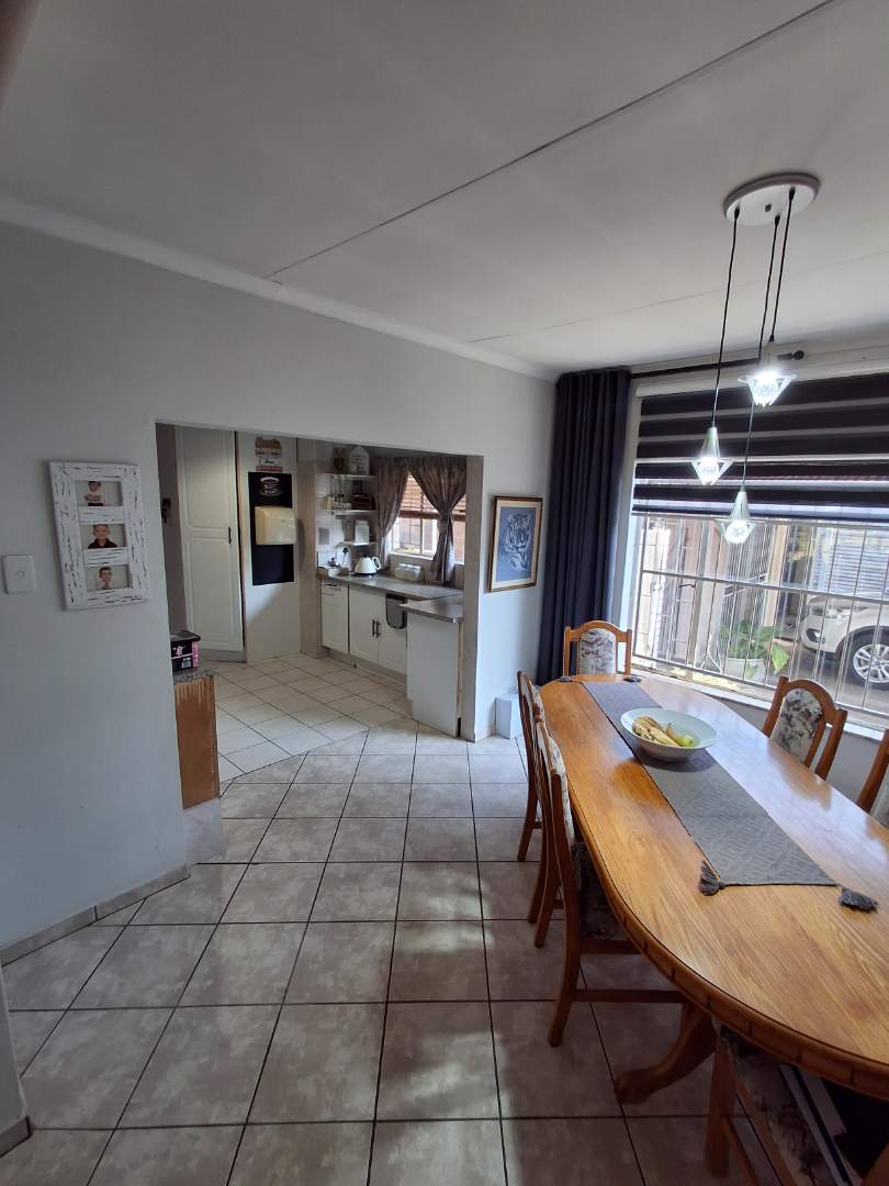 3 Bedroom Property for Sale in Valhalla Gauteng