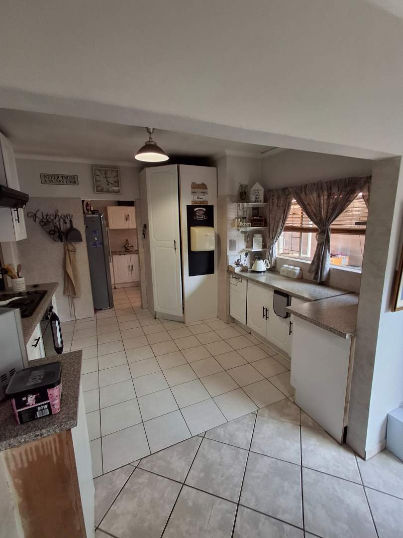 3 Bedroom Property for Sale in Valhalla Gauteng