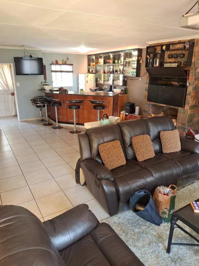3 Bedroom Property for Sale in Valhalla Gauteng