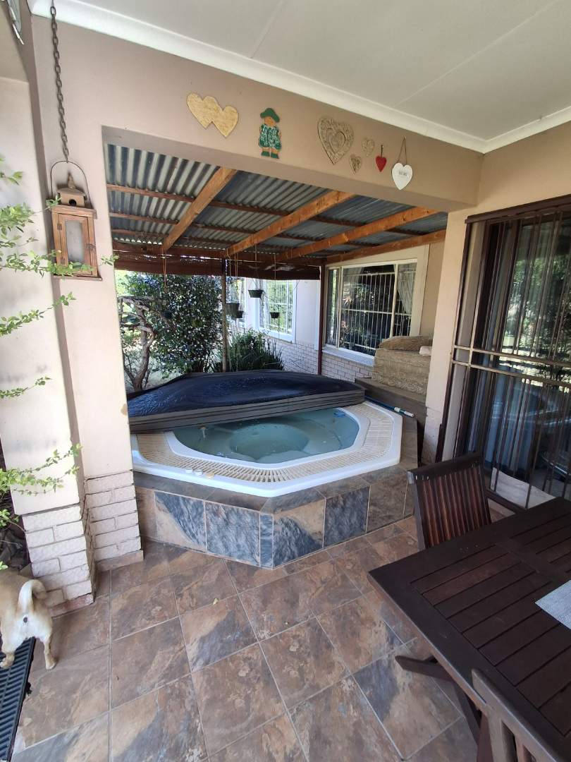 3 Bedroom Property for Sale in Valhalla Gauteng