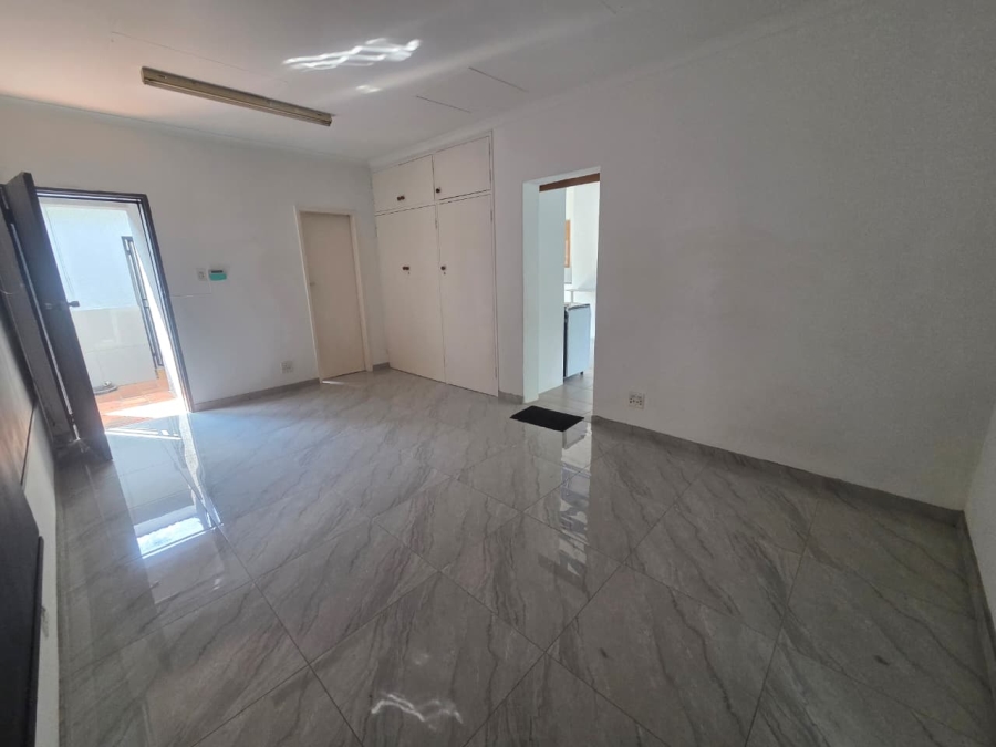 1 Bedroom Property for Sale in Helderkruin Gauteng