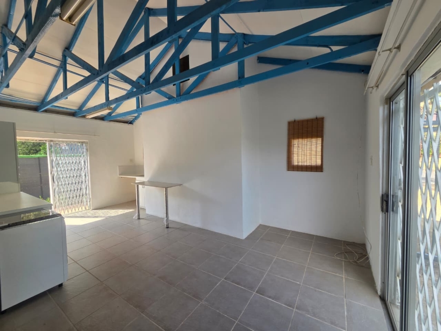 1 Bedroom Property for Sale in Helderkruin Gauteng
