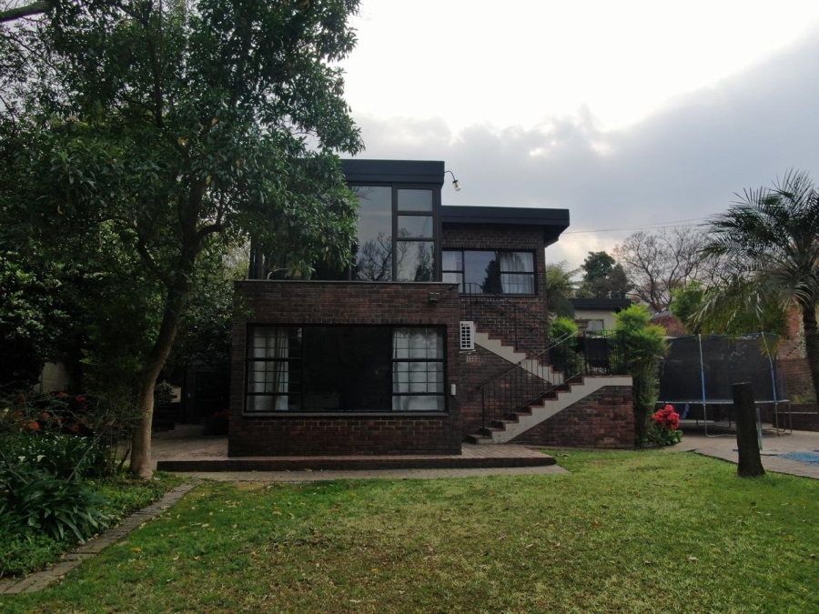 5 Bedroom Property for Sale in Valeriedene Gauteng