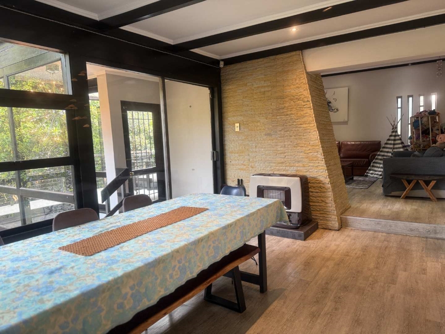 5 Bedroom Property for Sale in Valeriedene Gauteng