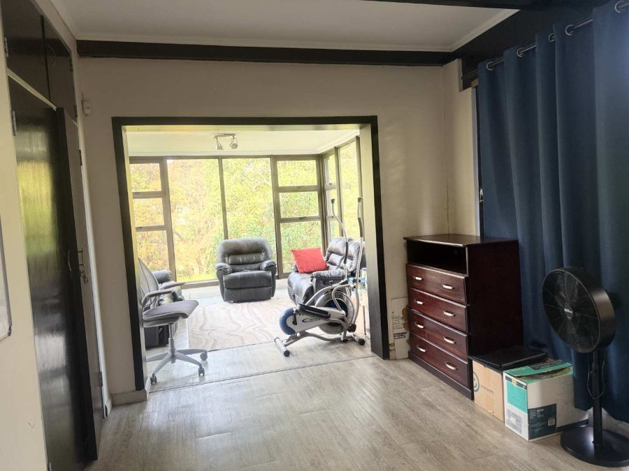 5 Bedroom Property for Sale in Valeriedene Gauteng