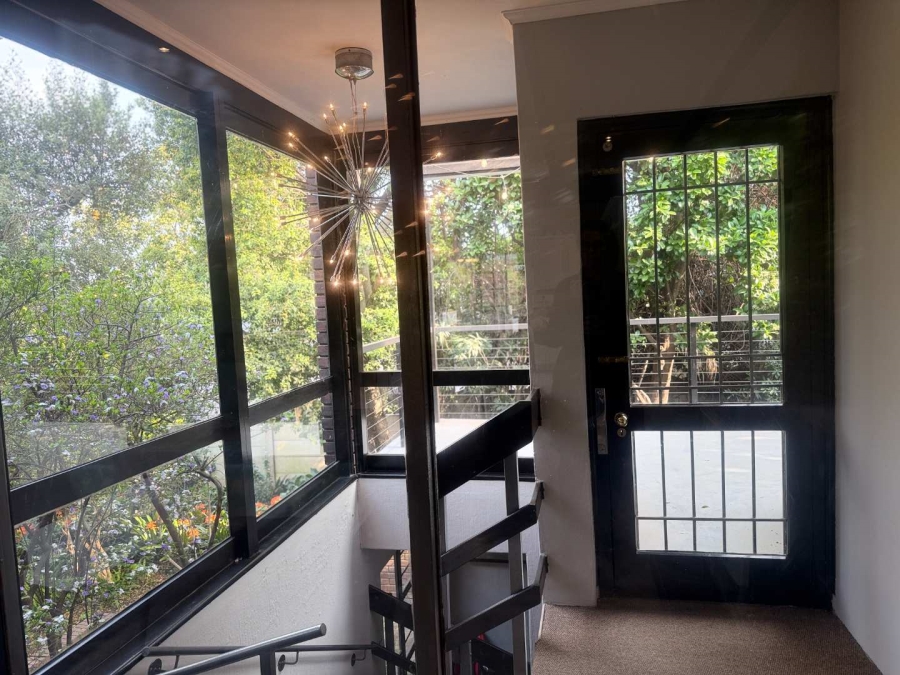 5 Bedroom Property for Sale in Valeriedene Gauteng
