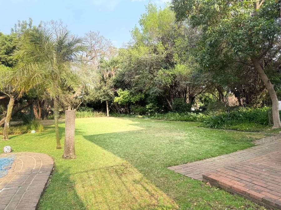5 Bedroom Property for Sale in Valeriedene Gauteng