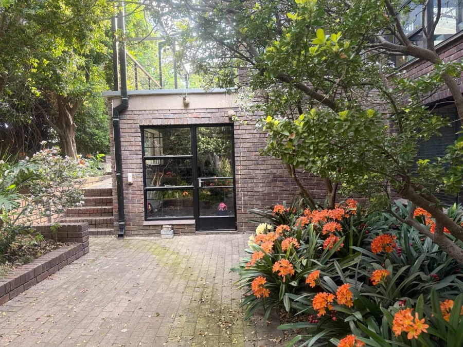 5 Bedroom Property for Sale in Valeriedene Gauteng