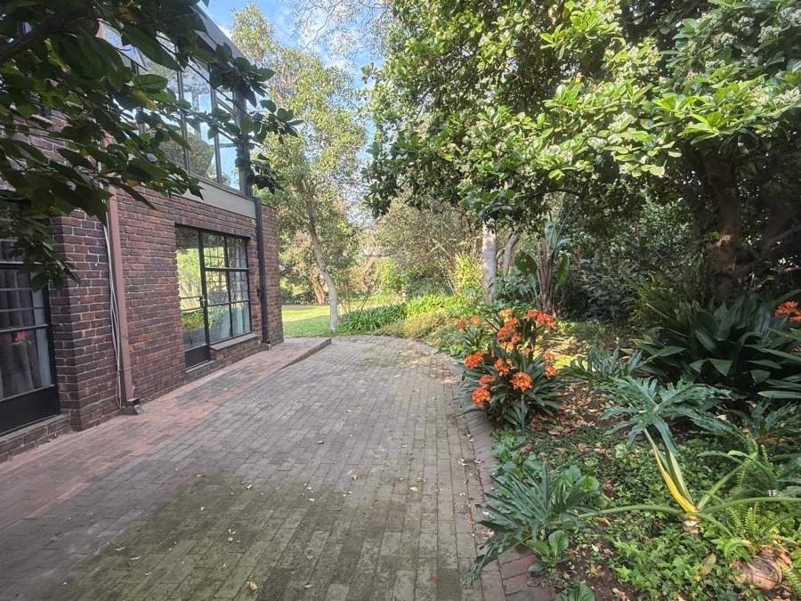 5 Bedroom Property for Sale in Valeriedene Gauteng