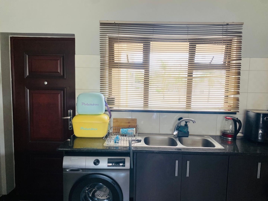 To Let 1 Bedroom Property for Rent in Noordwyk Gauteng
