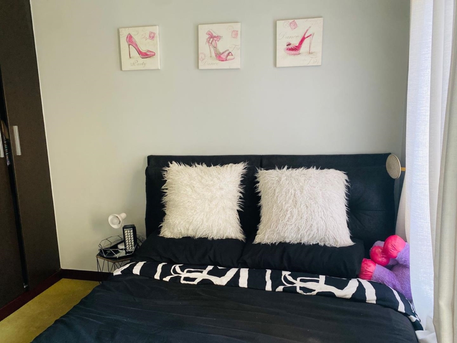 To Let 1 Bedroom Property for Rent in Noordwyk Gauteng