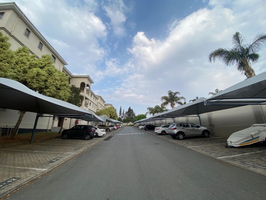 To Let 1 Bedroom Property for Rent in Noordwyk Gauteng