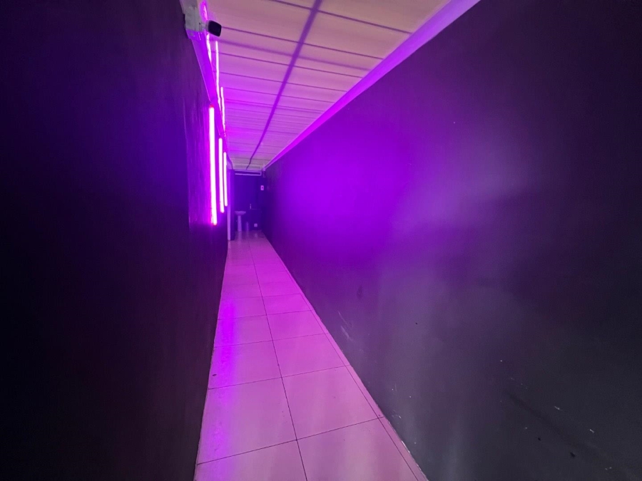 Commercial Property for Sale in Kyalami Ah Gauteng