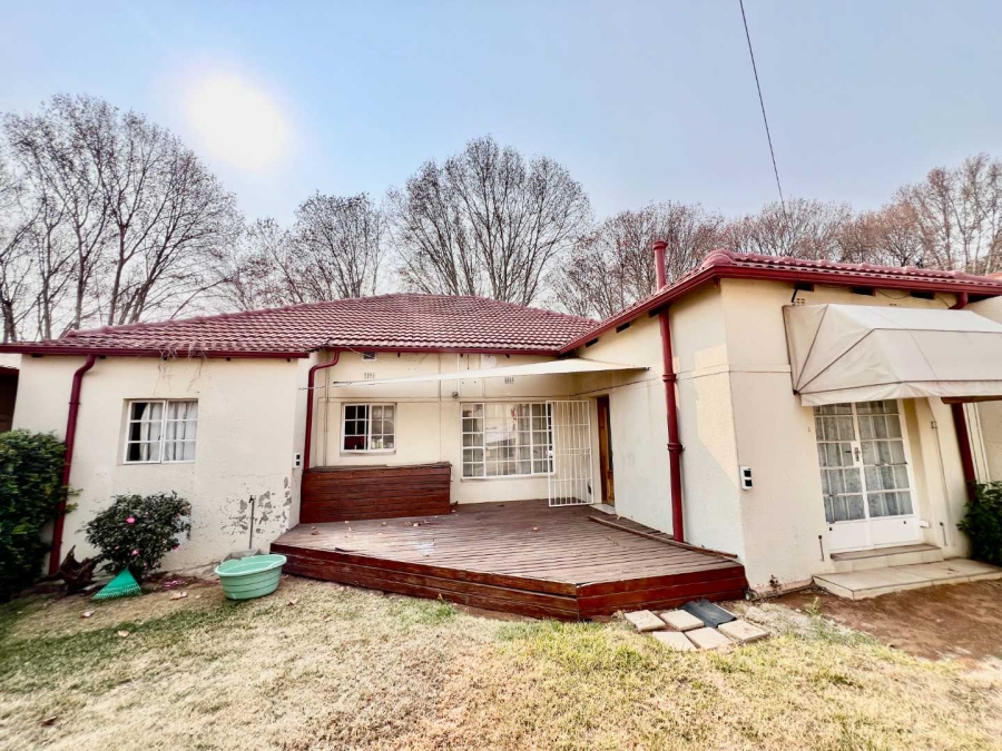 6 Bedroom Property for Sale in Kensington Gauteng