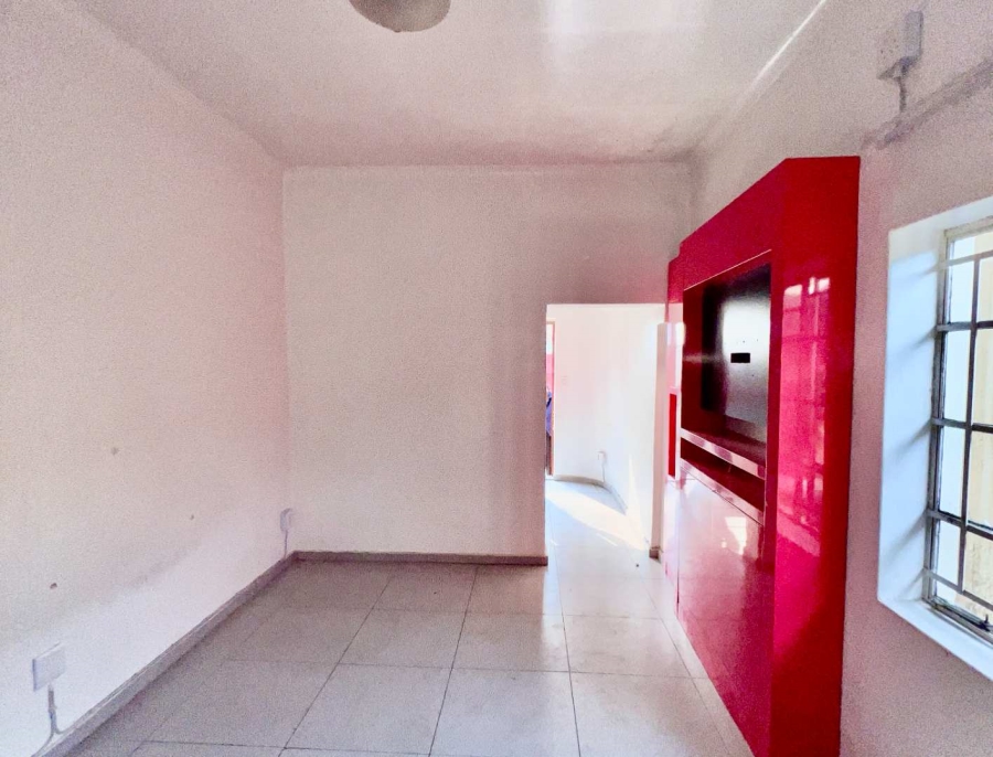 6 Bedroom Property for Sale in Kensington Gauteng