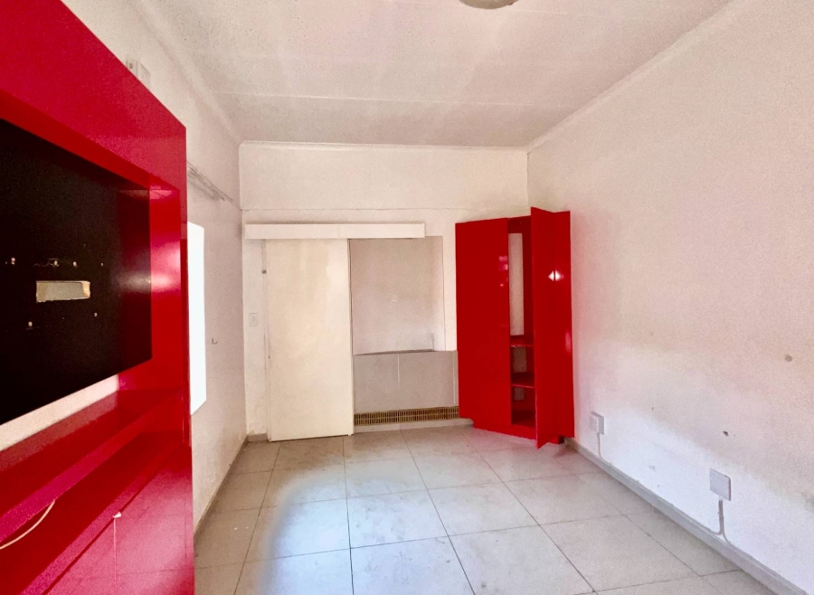 6 Bedroom Property for Sale in Kensington Gauteng