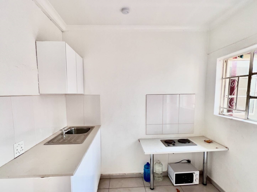 6 Bedroom Property for Sale in Kensington Gauteng