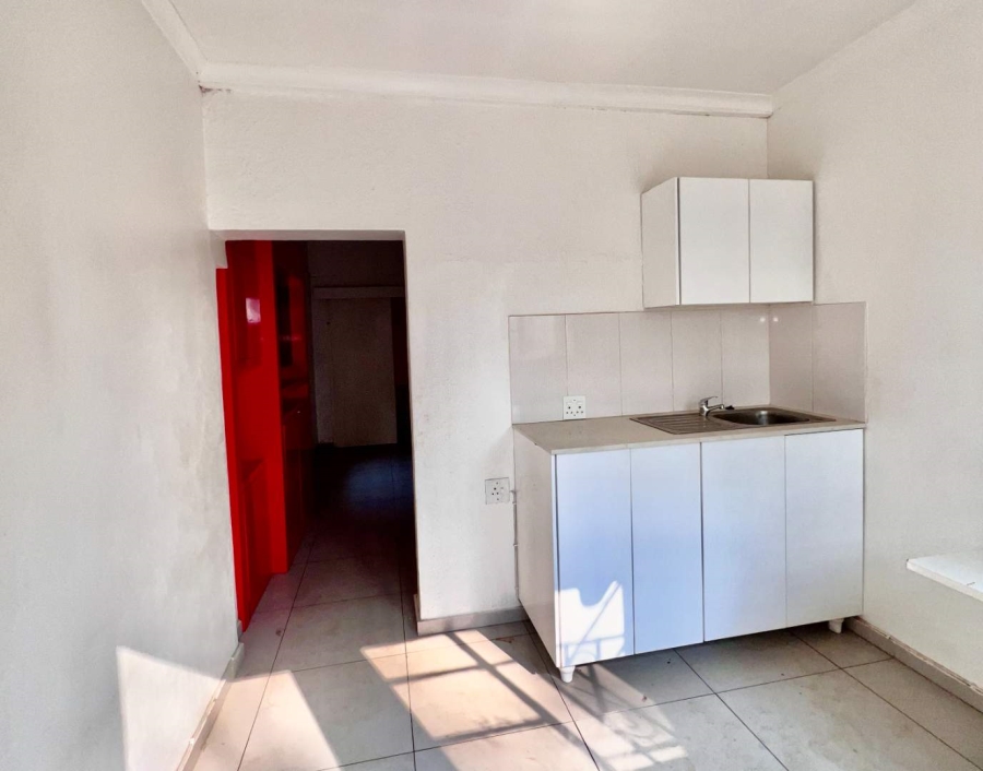 6 Bedroom Property for Sale in Kensington Gauteng