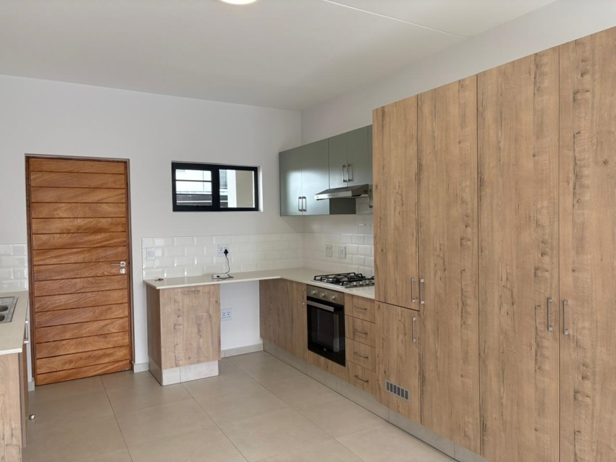 2 Bedroom Property for Sale in Wilgeheuwel Gauteng