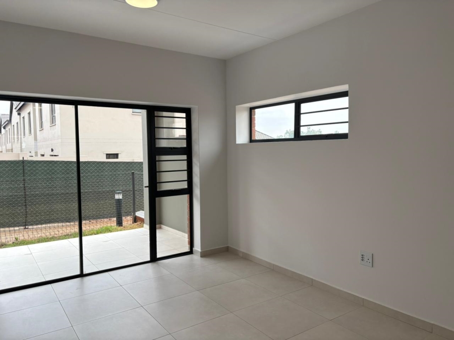 2 Bedroom Property for Sale in Wilgeheuwel Gauteng