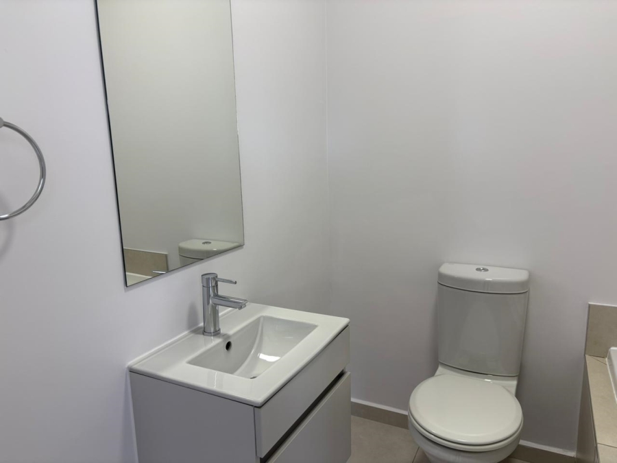 2 Bedroom Property for Sale in Wilgeheuwel Gauteng